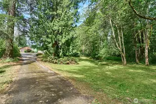 8209 144th Pl SE, Newcastle, WA 98059 - Photo 12