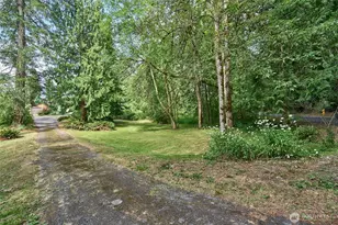 8209 144th Pl SE, Newcastle, WA 98059 - Photo 10