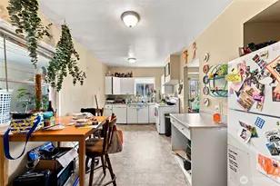 1110 S 25th St, Tacoma, WA 98405 - Photo 8