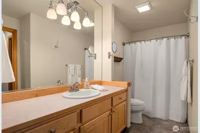 17271 SE Licorice Way, Newcastle, WA 98059 - Photo 30