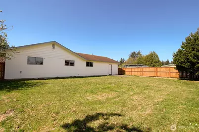 310 N Melbourne Street, Westport, WA 98595 - Photo 2