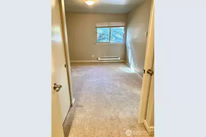 9805 Avondale Rd NE #M-240, Redmond, WA 98052 - Photo 6