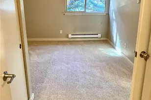 9805 Avondale Rd NE, Redmond, WA 98052 - Photo 6