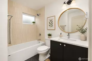 1255 NE 100th St, Seattle, WA 98125 - Photo 4