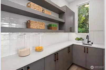 5630 Beach Drive SW, Seattle, WA 98136 - Photo 6