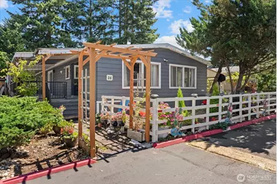 12605 E Gibson Road #26, Everett, WA 98204 - Photo 2
