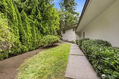 16102 SE Cougar Mountain Way, Bellevue, WA 98006 - Photo 32
