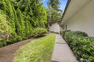 16102 SE Cougar Mountain Way, Bellevue, WA 98006 - Photo 32
