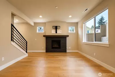 18532 Meridian Ave SE, Bothell, WA 98012 - Photo 10