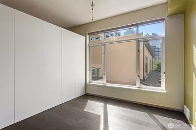 2030 Western Avenue #514, Seattle, WA 98121 - Photo 10