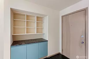 2030 Western Ave, Seattle, WA 98121 - Photo 18