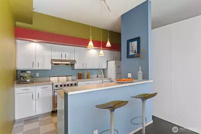 2030 Western Avenue #514, Seattle, WA 98121 - Photo 8