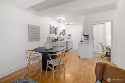 2203 Yale Avenue E #B1, Seattle, WA 98102 - Photo 8
