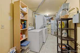 2203 Yale Ave. E., Seattle, WA 98102 - Photo 32