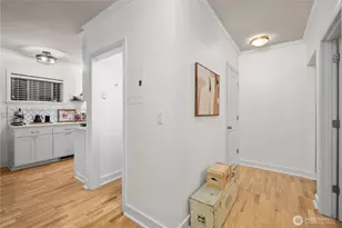 2203 Yale Ave. E., Seattle, WA 98102 - Photo 18