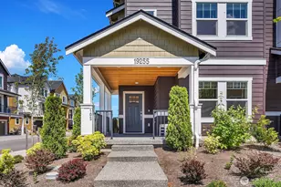 19255 NE 69th Cir, Redmond, WA 98052 - Photo 2