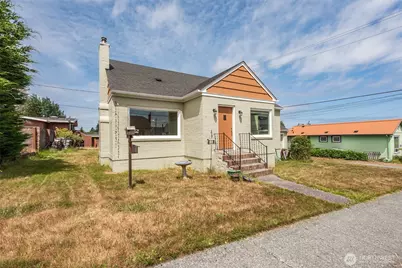 1316 S Laurel Street, Port Angeles, WA 98362 - Photo 1