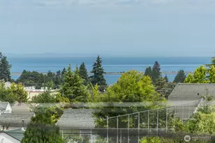 1316 S Laurel St, Port Angeles, WA 98362 - Photo 2