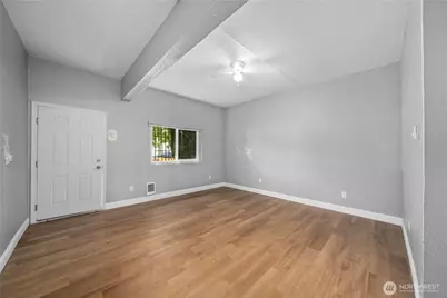 615 Martin Luther King Jr Way, Tacoma, WA 98405 - Photo 4
