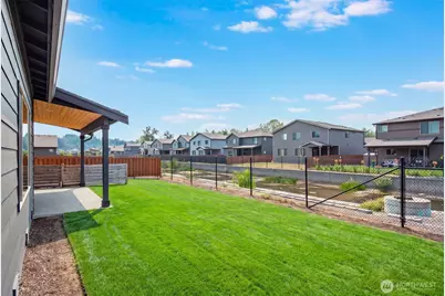 223 Hovey Street, Buckley, WA 98321 - Photo 38