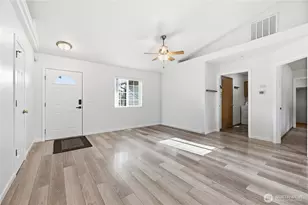 815 Cody St SE, Rainier, WA 98576 - Photo 2