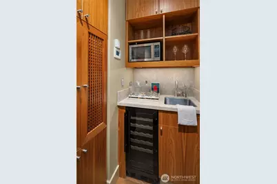 2667 44th Avenue W, Seattle, WA 98199 - Photo 30
