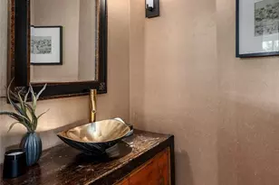 2667 44th Ave W, Seattle, WA 98199 - Photo 20