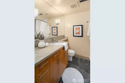 2667 44th Avenue W, Seattle, WA 98199 - Photo 26