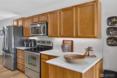 1800 Skyline Way #206, Anacortes, WA 98221 - Photo 6