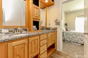 2101 S 324th St, Federal Way, WA 98003 - Photo 16