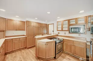 28605 51st Pl S, Auburn, WA 98001 - Photo 10