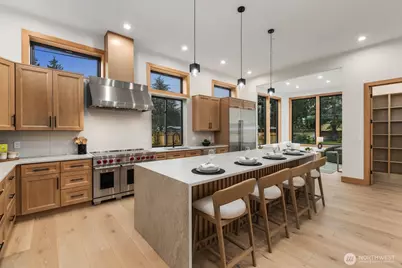 1207 145th Avenue SE, Bellevue, WA 98007 - Photo 6