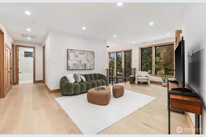 1207 145th Avenue SE, Bellevue, WA 98007 - Photo 18