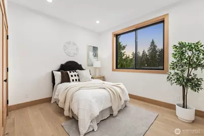 1207 145th Avenue SE, Bellevue, WA 98007 - Photo 32