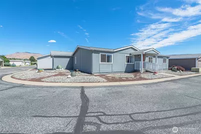 1708 Twin Peaks Drive #84, Wenatchee, WA 98801 - Photo 2