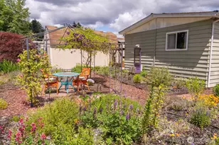1121 244th Street SW, Bothell, WA 98021 - Photo 8