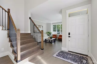 6627 Silent Creek Avenue SE, Snoqualmie, WA 98065 - Photo 4
