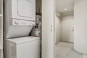 1231 5th Ave N, Seattle, WA 98109 - Photo 26