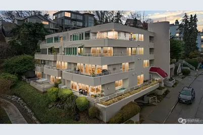 1231 5th Avenue N #202, Seattle, WA 98109 - Photo 38