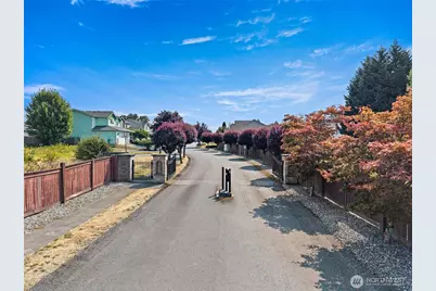 8724 134th Street Ct E, Puyallup, WA 98373 - Photo 34