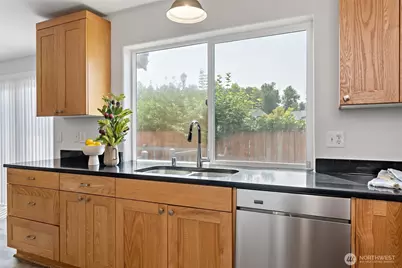 8724 134th Street Ct E, Puyallup, WA 98373 - Photo 12