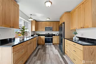8724 134th St Ct E, Puyallup, WA 98373 - Photo 10