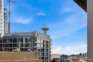 910 Lenora St, Seattle, WA 98121 - Photo 34