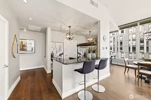 910 Lenora St, Seattle, WA 98121 - Photo 16