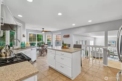 1011 16th Court, Mukilteo, WA 98275 - Photo 16