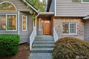1011 16th Ct, Mukilteo, WA 98275 - Photo 2