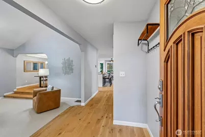 1011 16th Court, Mukilteo, WA 98275 - Photo 4