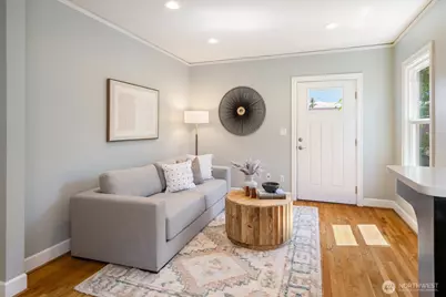 8036 9th Avenue NW, Seattle, WA 98117 - Photo 12