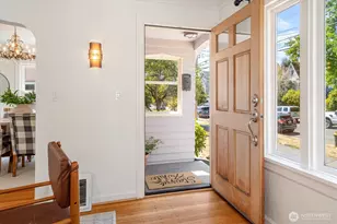8036 9th Ave NW, Seattle, WA 98117 - Photo 2