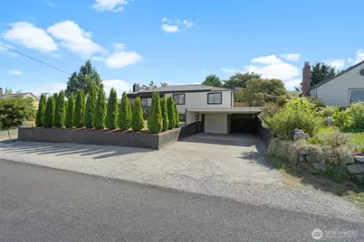 2819 Louise Avenue W, University Place, WA 98466 - Photo 16